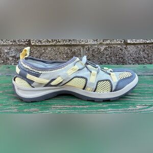 Lands End Water Shoes Womens Sz 9 400755 Yellow and Gray Sandals Trekker Hiking